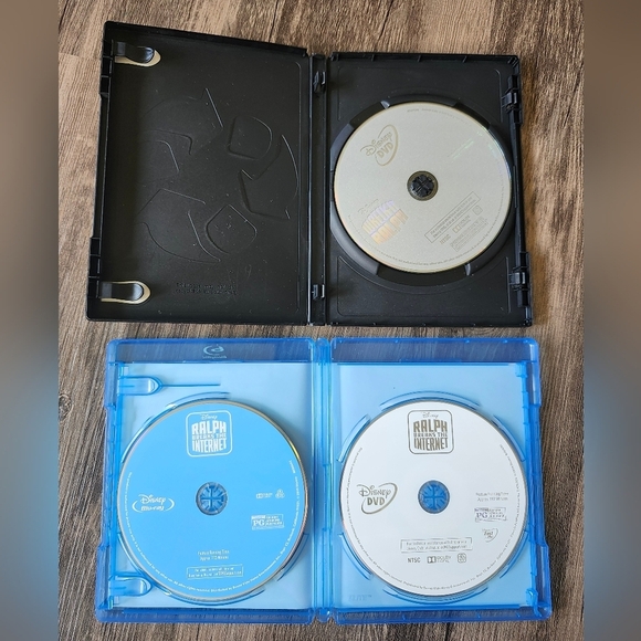 Disney Wreck-It Ralph DVD Blu-ray Movie Bundle - Picture 2 of 4